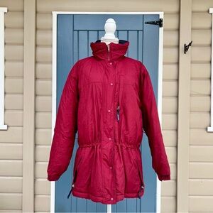 Patagonia Women's Parka Jacket
Burgundy Insulated coat Sz L